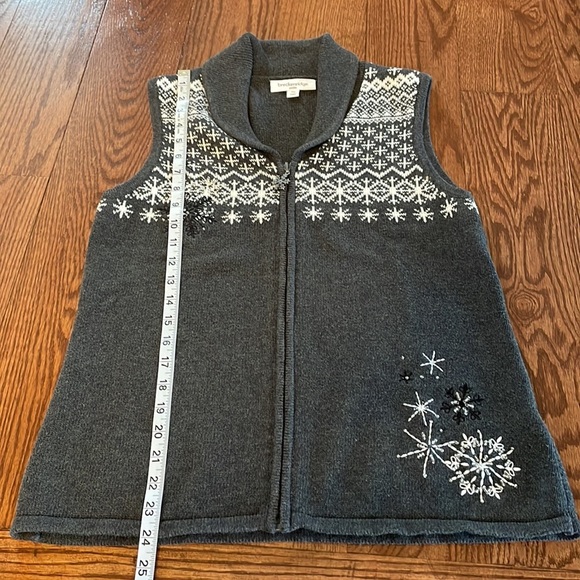 Vintage BRECKENRIDGE woman’s petite grey snowflake sweater zippered Vest size PM - Picture 13 of 13